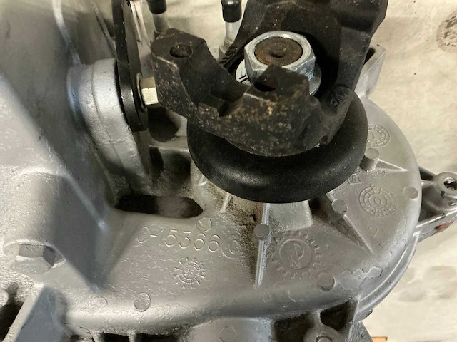 Hummer 218 tussenbak - afbeelding 6 van  6