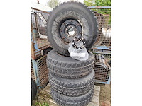 Hummer 8-bolt + spacers - 37" 8x165,1 - velg (4x) - afbeelding 1 van  8