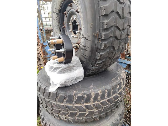 Hummer 8-bolt + spacers - 37" 8x165,1 - velg (4x) - afbeelding 3 van  8