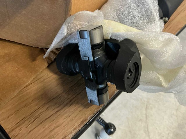 Hummer aandrijfas - afbeelding 2 van  4