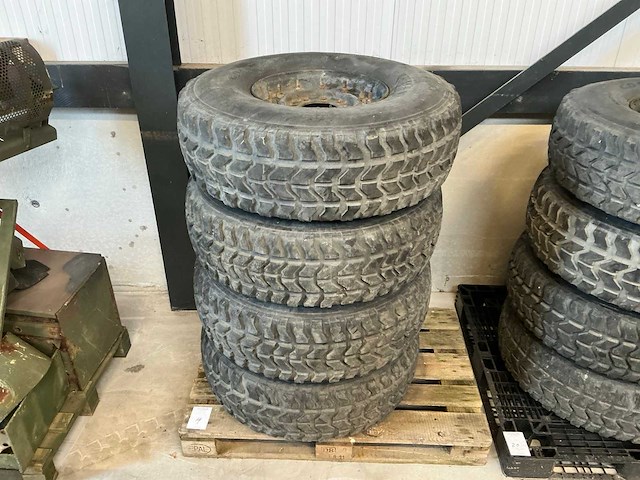 Hummer band met velg (4x) - afbeelding 7 van  8