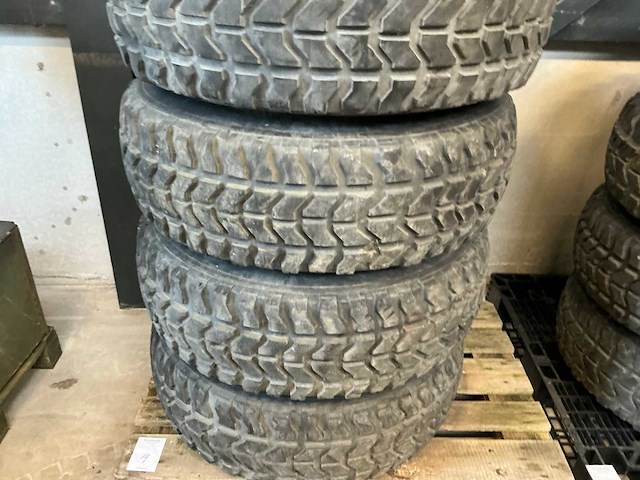 Hummer band met velg (4x) - afbeelding 2 van  8