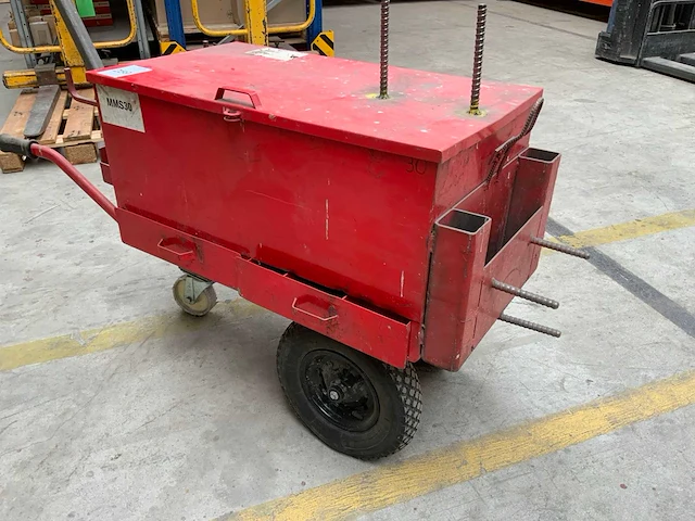 Hummer gereedschapswagen - afbeelding 5 van  9