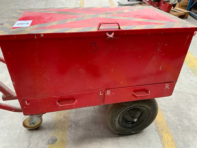 Hummer gereedschapswagen - afbeelding 9 van  9