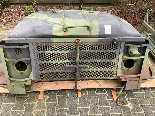 Hummer m900 front/ motorkap - afbeelding 3 van  6