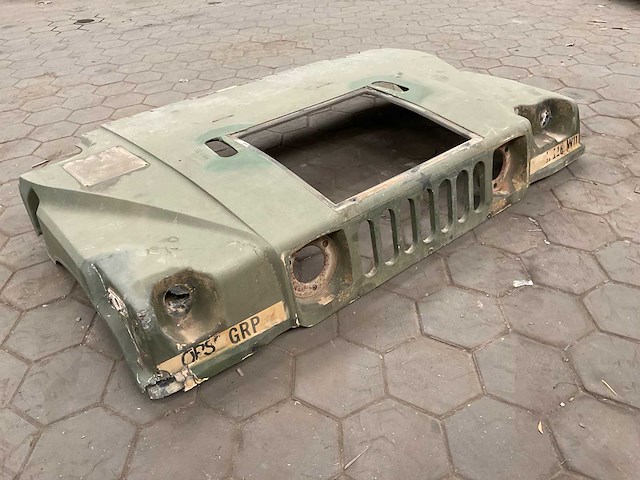 Hummer motorkap - afbeelding 1 van  5