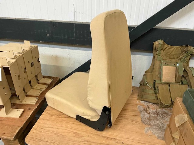 Hummer stoel - afbeelding 4 van  4