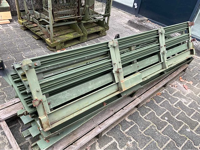 Hummer uitklapbare banken (5x) - afbeelding 2 van  4