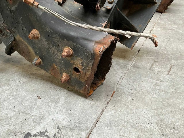 Hummer voor chassis - afbeelding 6 van  9