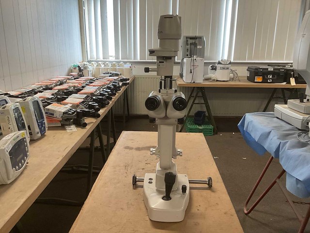 Humphrey fdt 710 ophtalmic perimeter - afbeelding 2 van  5