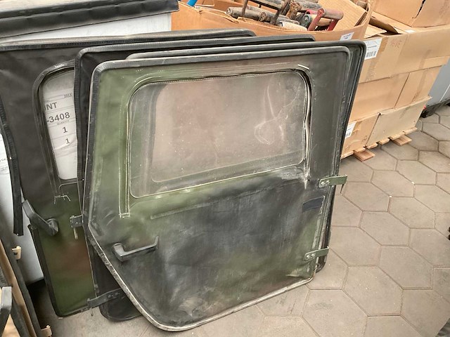 Humvee door (4x) - afbeelding 1 van  3
