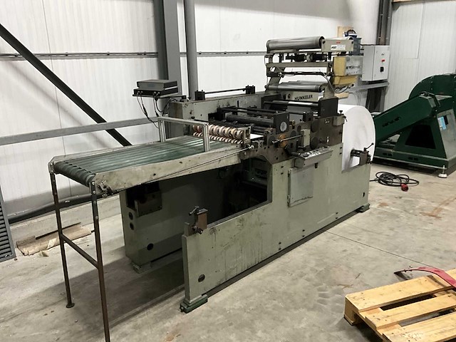 Hunkeler bst df papier snijmachine - afbeelding 2 van  8