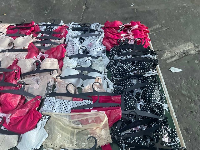 Hunkemoller jill ashley ondergoed lingerie (180x) - afbeelding 14 van  22