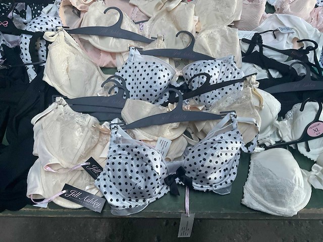 Hunkemoller jill ashley ondergoed lingerie (180x) - afbeelding 21 van  22