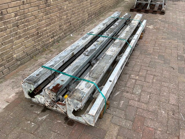 Hunnebeck ontkistingshoek 3.30m (3x) - afbeelding 1 van  5