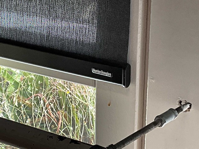 Hunter douglas - elektrisch bedienbaar rolgordijn (8x) - afbeelding 5 van  5