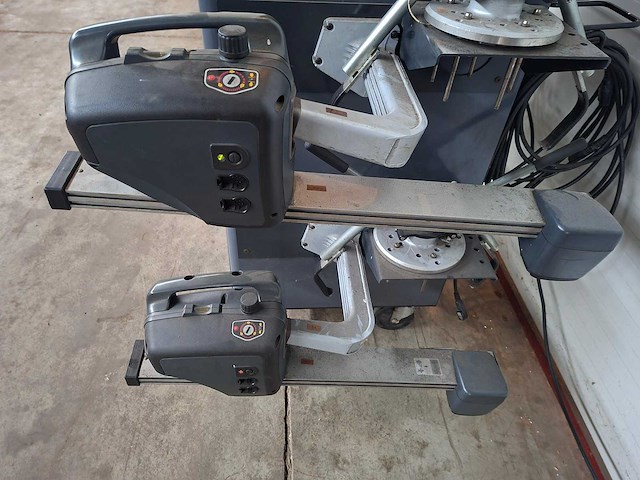 Hunter s811. hta-mb-e banden uitlijnapparaat - afbeelding 7 van  11