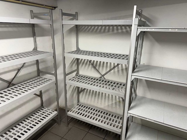 Hupfer - kunststof stelling - afbeelding 1 van  4