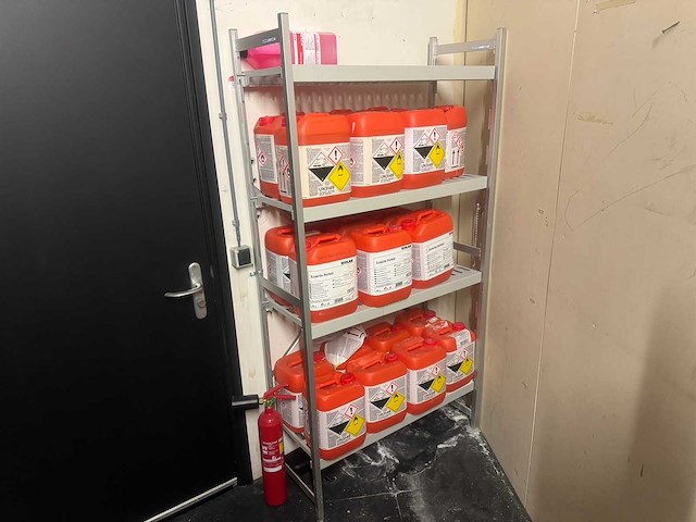 Hupfer - kunststof stelling - afbeelding 1 van  3