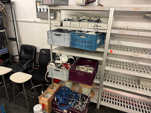 Hupfer - kunststof stelling - afbeelding 1 van  1