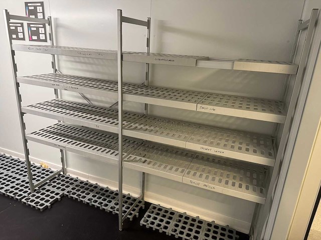 Hupfer - kunststof stelling - afbeelding 1 van  4