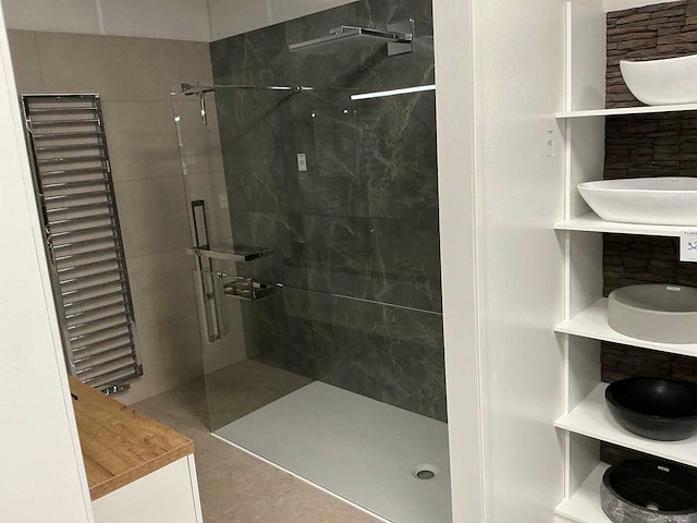 Huppe duplo douchevloer met douchewand - afbeelding 1 van  9