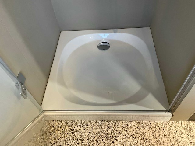 Hüppe solvapro+ douchedeur met douchesysteem - afbeelding 3 van  7