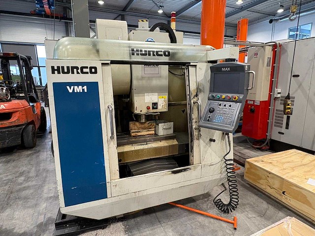 Hurco - 2004 - vm1 – verticaal cnc-bewerkingscentrum - afbeelding 1 van  8