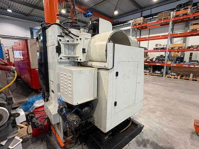 Hurco - 2004 - vm1 – verticaal cnc-bewerkingscentrum - afbeelding 4 van  8