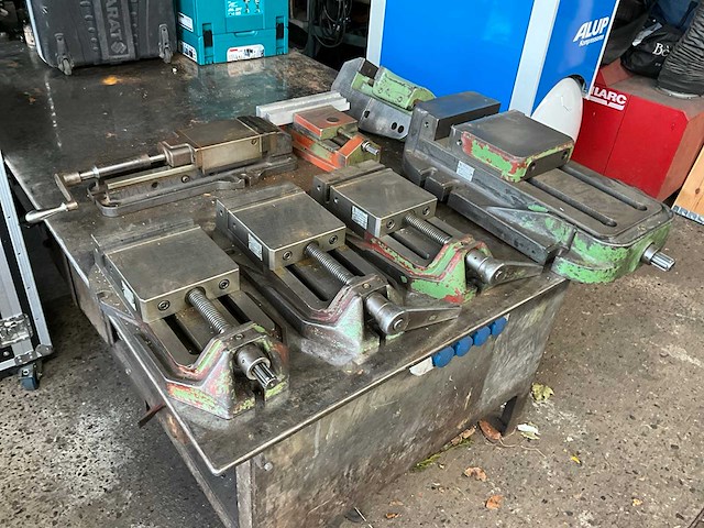 Hure s.a./takeda/rückle machineklemmen - afbeelding 1 van  16