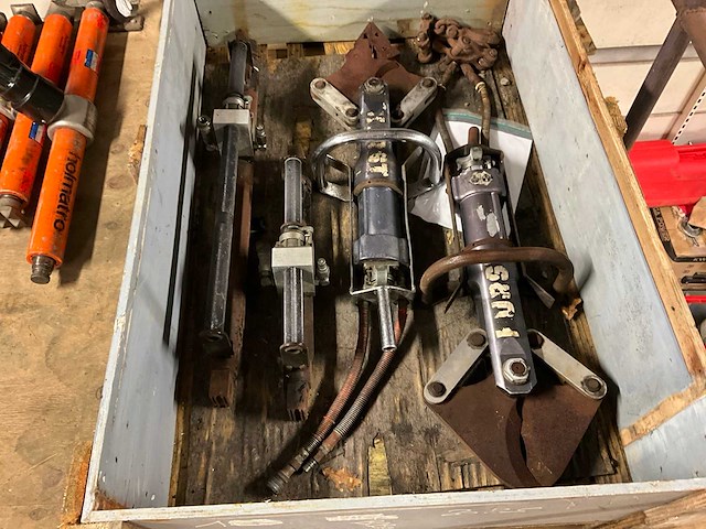 Hurst set hydraulisch redgereedschap - afbeelding 2 van  5