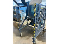 Husmann perscontainer met kantelaar - afbeelding 3 van  6