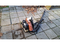 Husqvarna - 140b - bladblazer - afbeelding 2 van  3