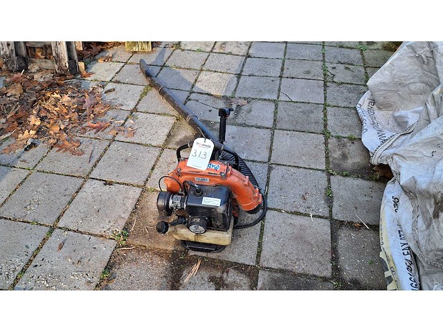 Husqvarna - 140b - bladblazer - afbeelding 3 van  3