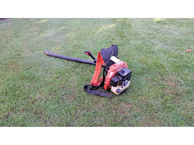 Husqvarna - 141 b - bladblazer - afbeelding 1 van  5