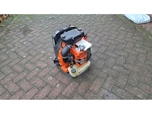 Husqvarna - 2009 - 170bt - bladblazer - afbeelding 2 van  6