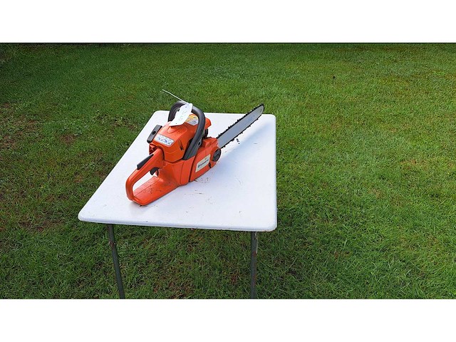 Husqvarna - 2009 - 235 x torq - kettingzaag - afbeelding 2 van  5