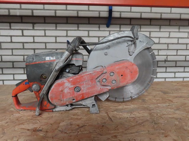 Husqvarna - 2020 - k770 - bandenzaag - afbeelding 3 van  5
