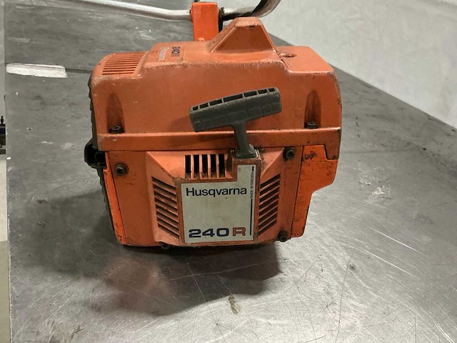 Husqvarna - 240r - bosmaaier - afbeelding 2 van  7