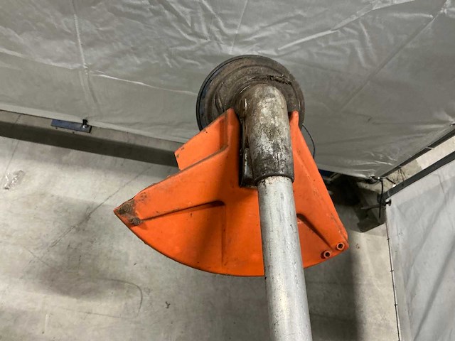 Husqvarna - 240r - bosmaaier - afbeelding 7 van  7