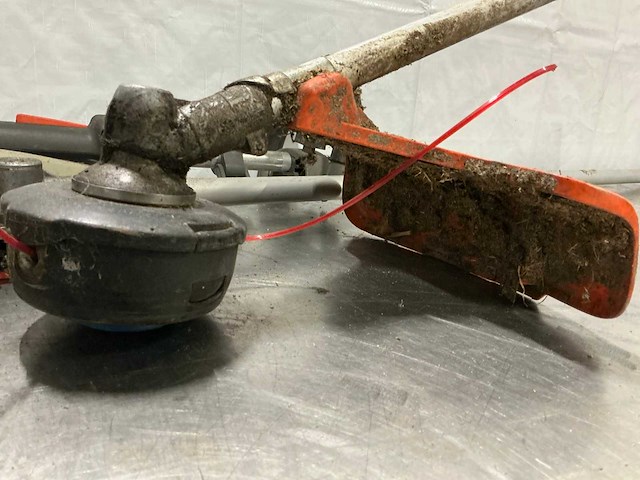 Husqvarna - 327 ld - snoeigereedschap - afbeelding 2 van  5