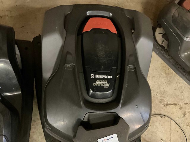 Husqvarna - auto mower 450 - robot lawn mower - afbeelding 3 van  6