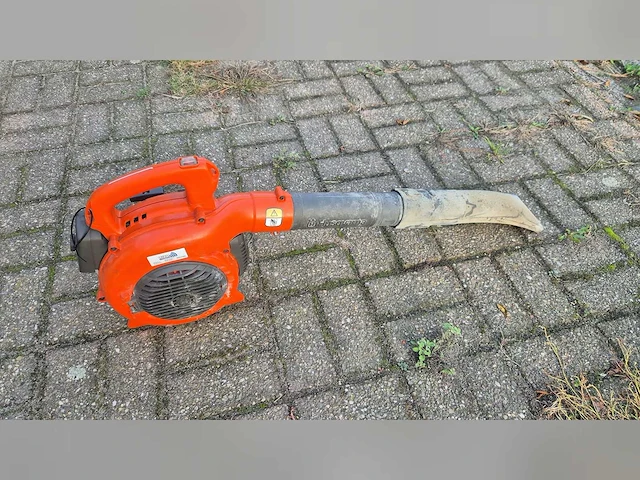Husqvarna - bladblazer - afbeelding 2 van  4