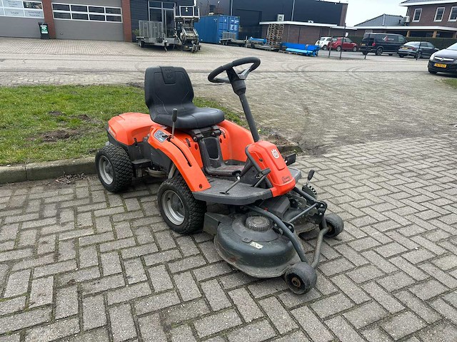 Husqvarna - electric - zitmaaier - afbeelding 2 van  9
