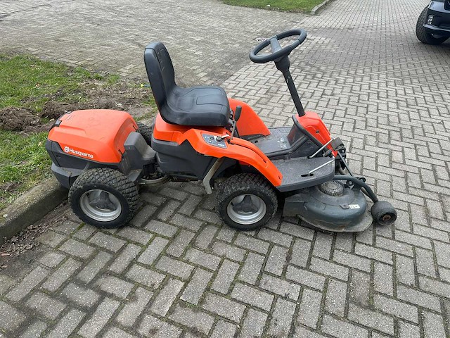 Husqvarna - electric - zitmaaier - afbeelding 3 van  9