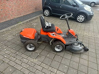 Husqvarna - elektrische - zitmaaier - afbeelding 2 van  7