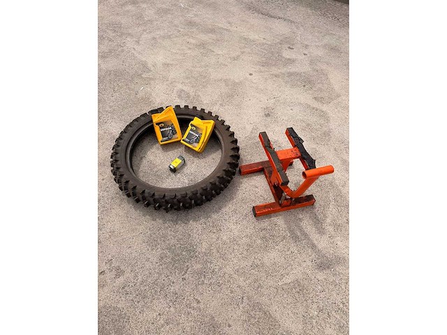 Husqvarna - fc 250 - 4 takt - crossmotor - motorfiets - afbeelding 5 van  5