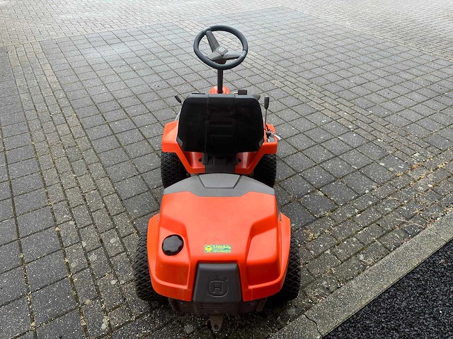 Husqvarna - r1118 - zitmaaier - afbeelding 4 van  8