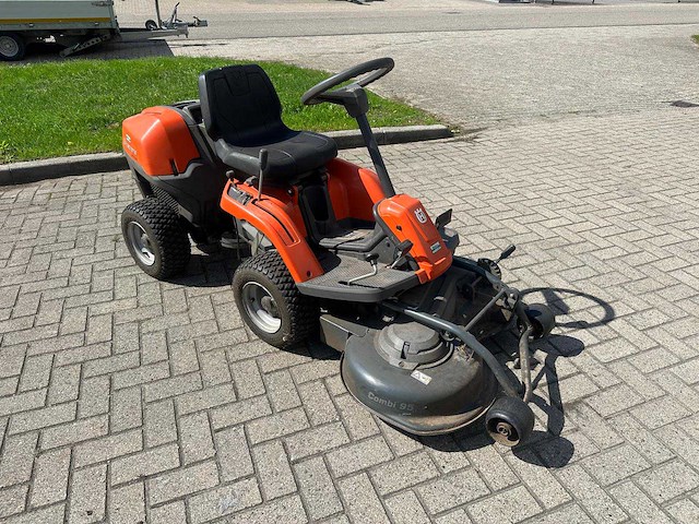 Husqvarna - r1150 - zitmaaier - afbeelding 1 van  4