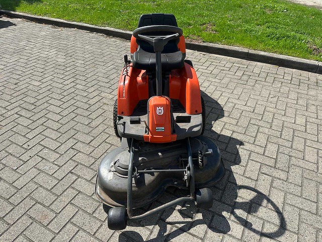 Husqvarna - r1150 - zitmaaier - afbeelding 4 van  4